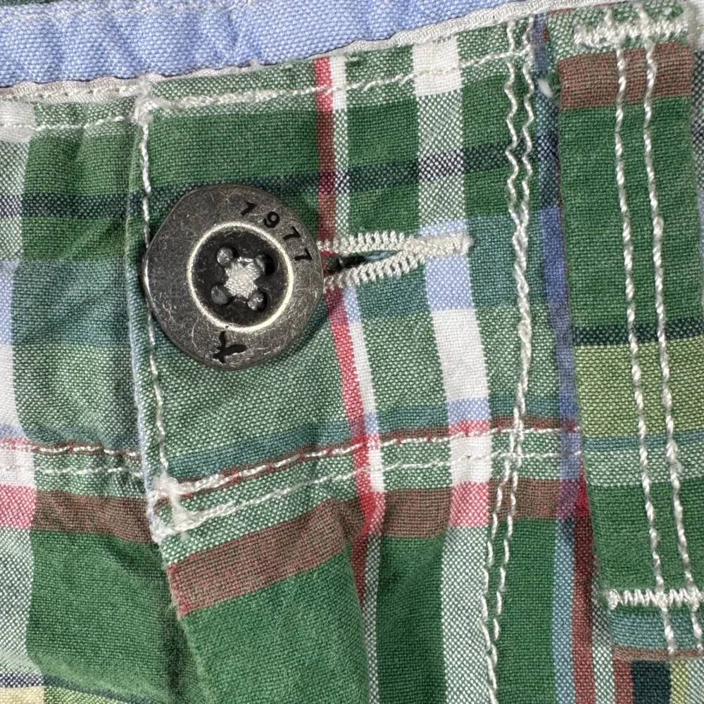 American Eagle Outfitters Plaid Shorts Classic Length Green Cotton Chino Mens 28